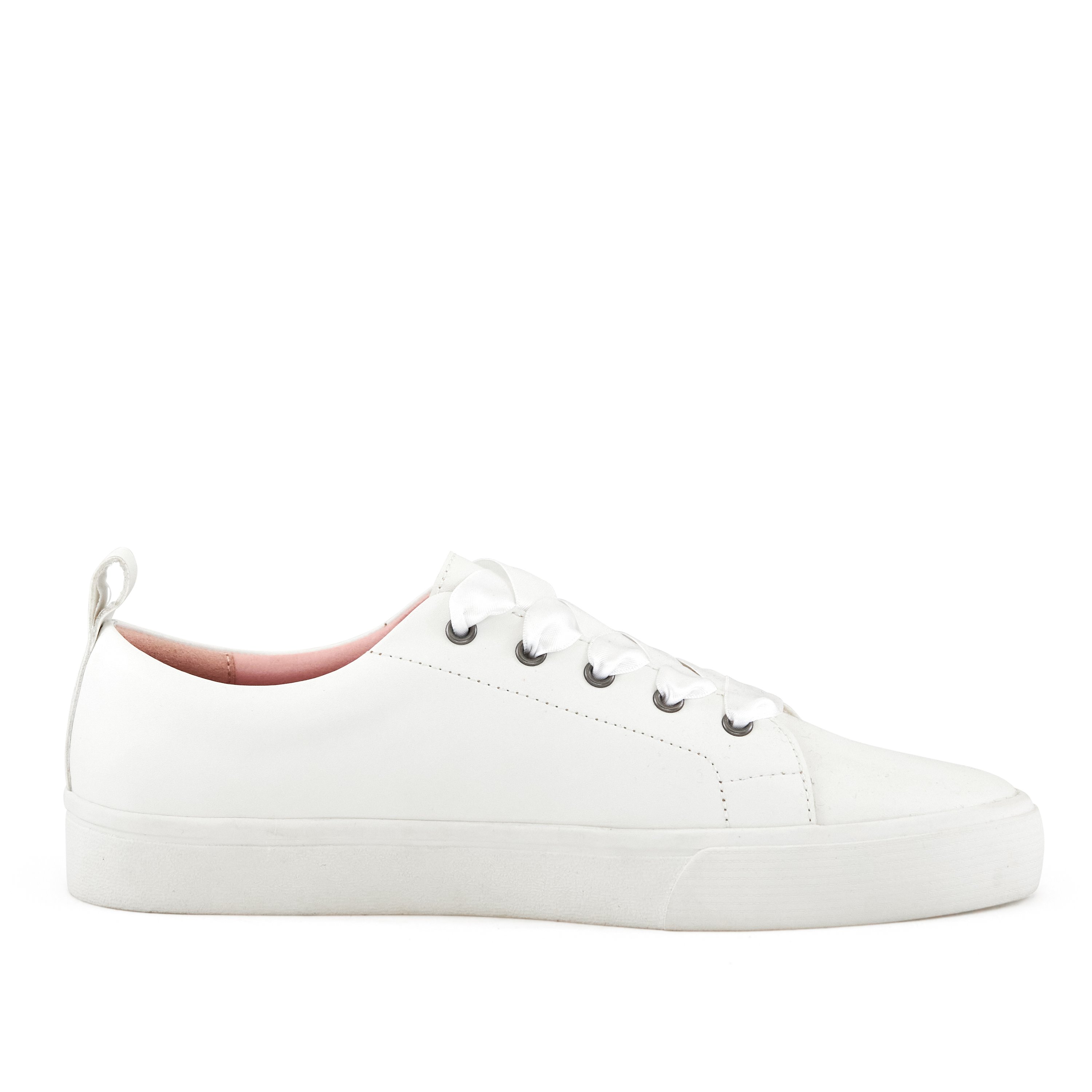 Women's Vancouver Wide Lace Sneaker in White with satin laces and cushioned inner sole, perfect for spring outings.