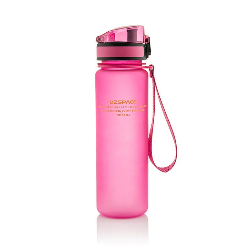 A portable leak-proof sports water bottle with a cylindrical shape, designed for outdoor travel, featuring a sleek plain pattern and a 500ml capacity.