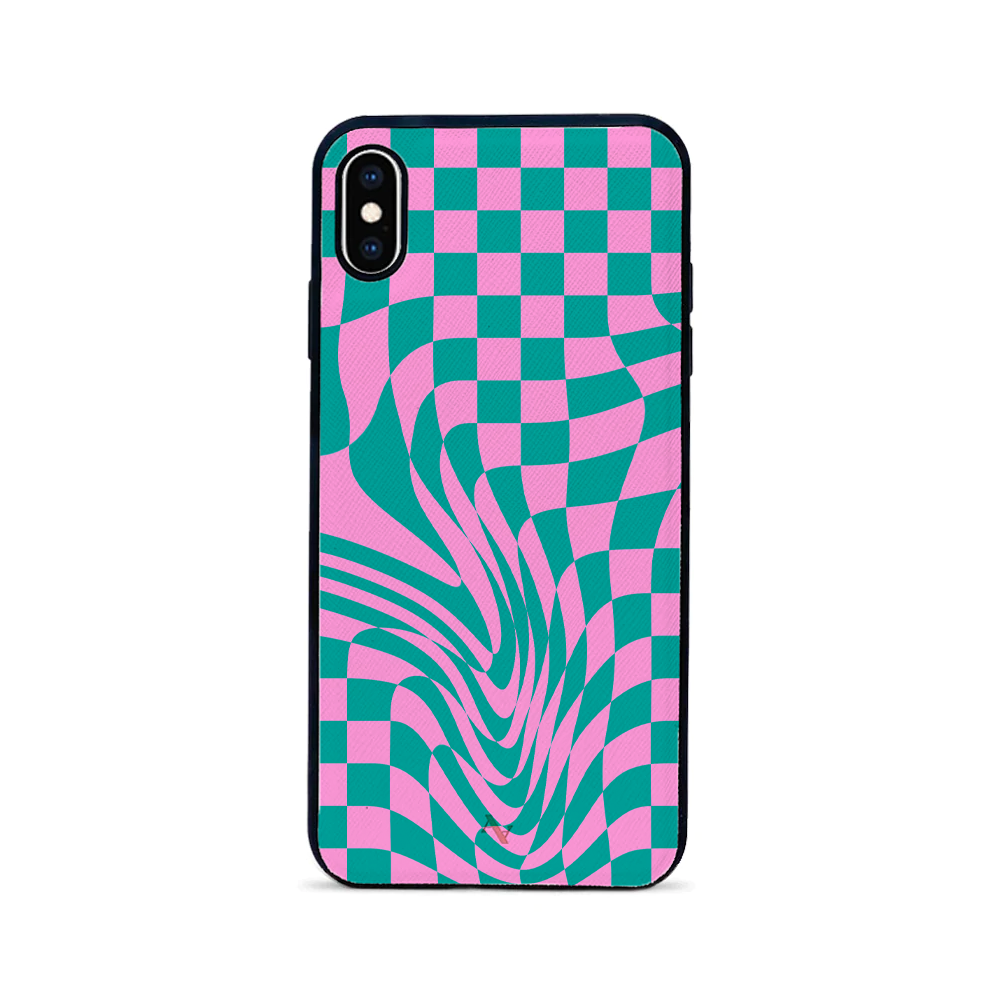 GOLF le MAAD Pink and Green Leather Case for iPhone XS MAX, showcasing saffiano leather texture and soft rubber rim.