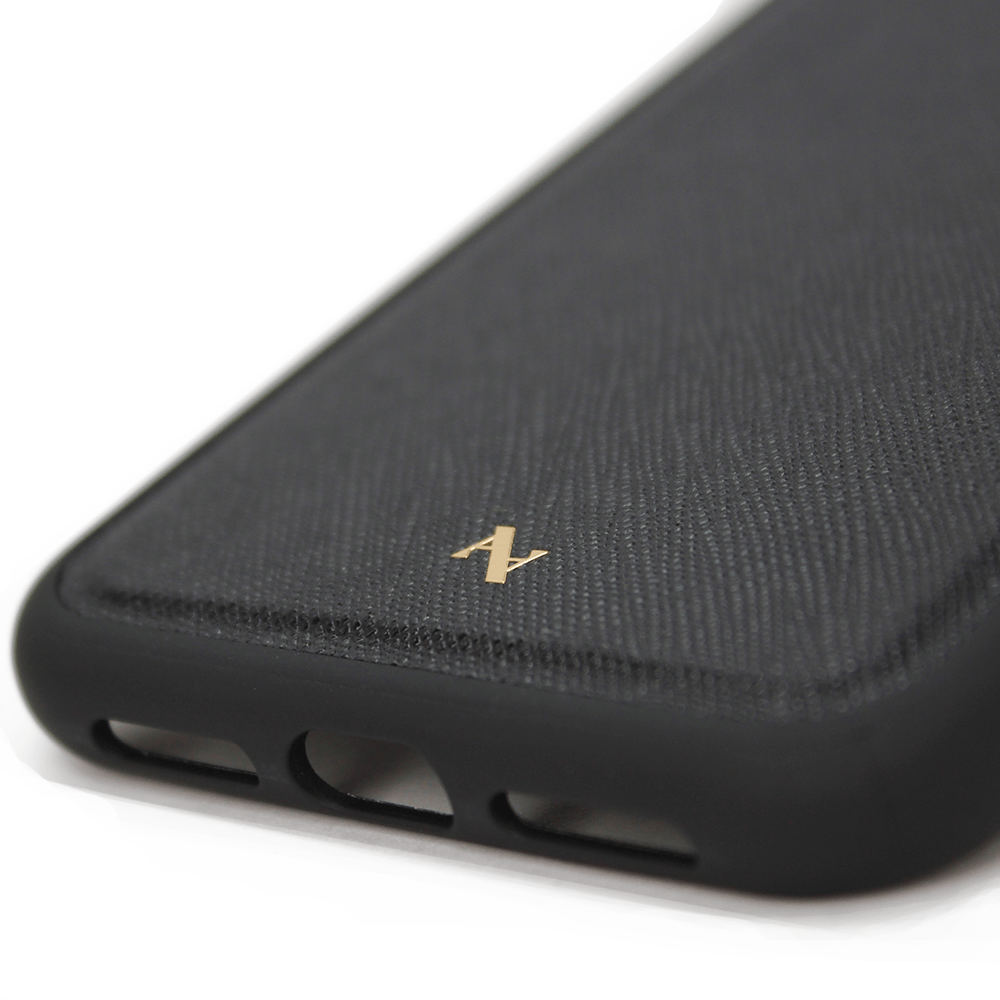 MAAD Classic Black Leather Case for iPhone 7/8 Plus, featuring saffiano leather and soft rubber rim for protection.