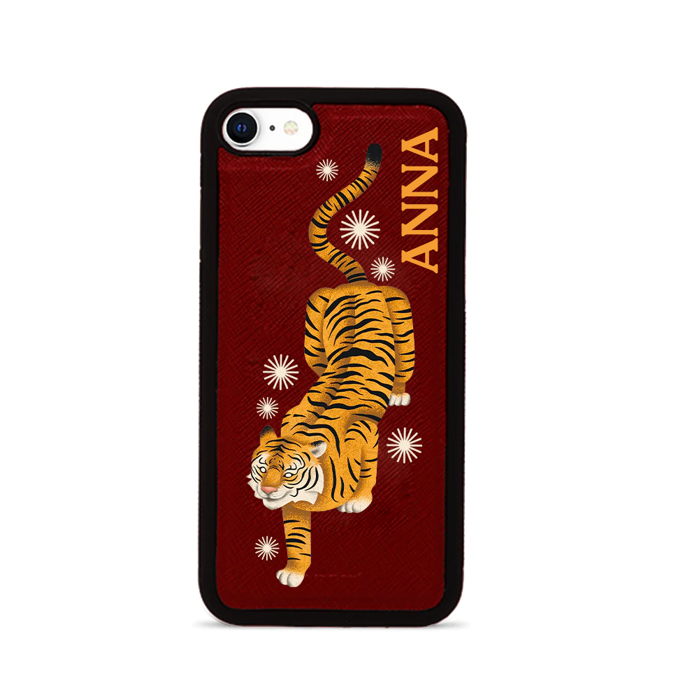 MAAD Tiger Red Leather Case for iPhone 7/8/SE with soft rubber rim and personalization options.