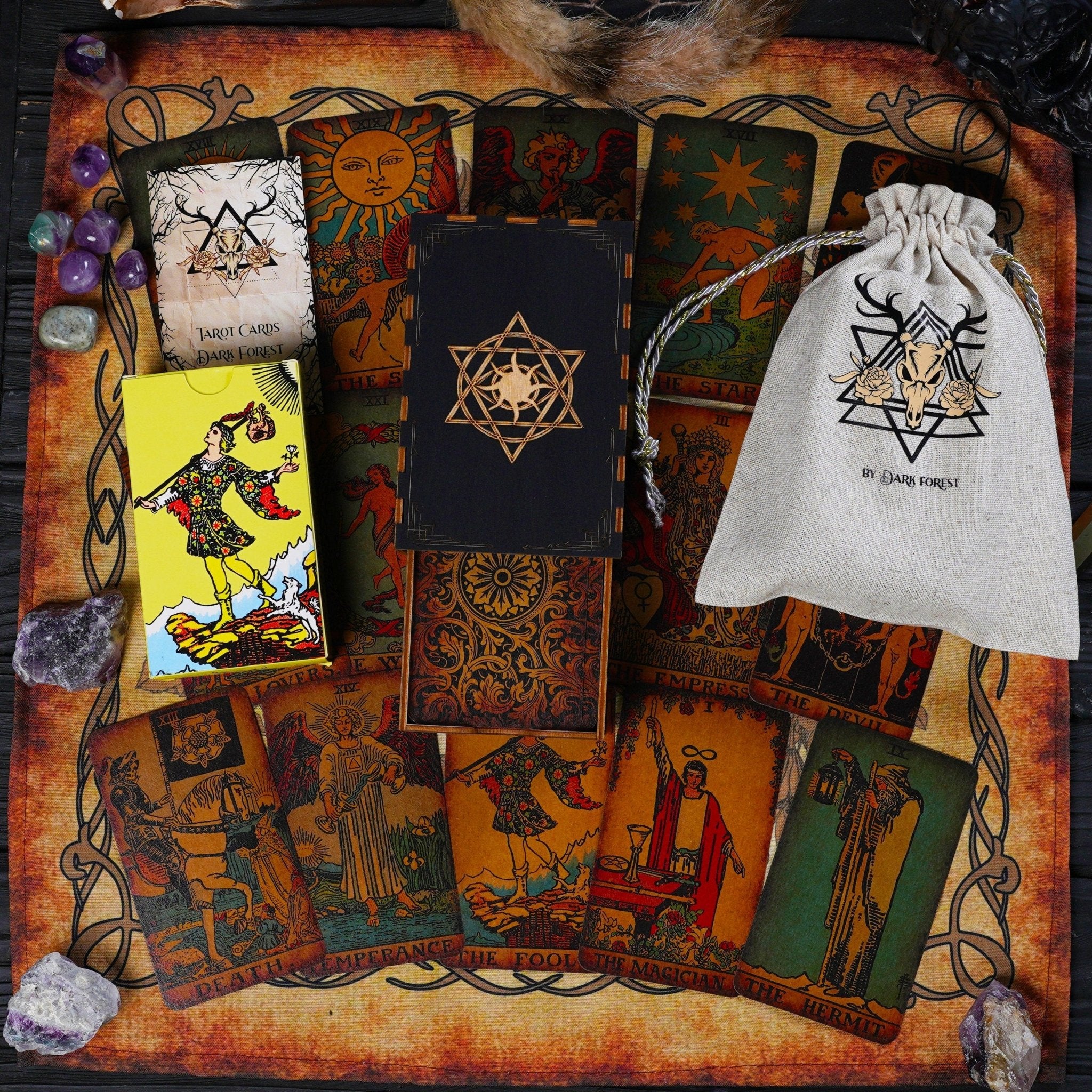 Vintage Set Craft Cardboard Borderless Tarot Deck featuring 78 beautifully designed cards with a dark antique aesthetic and a guidebook.