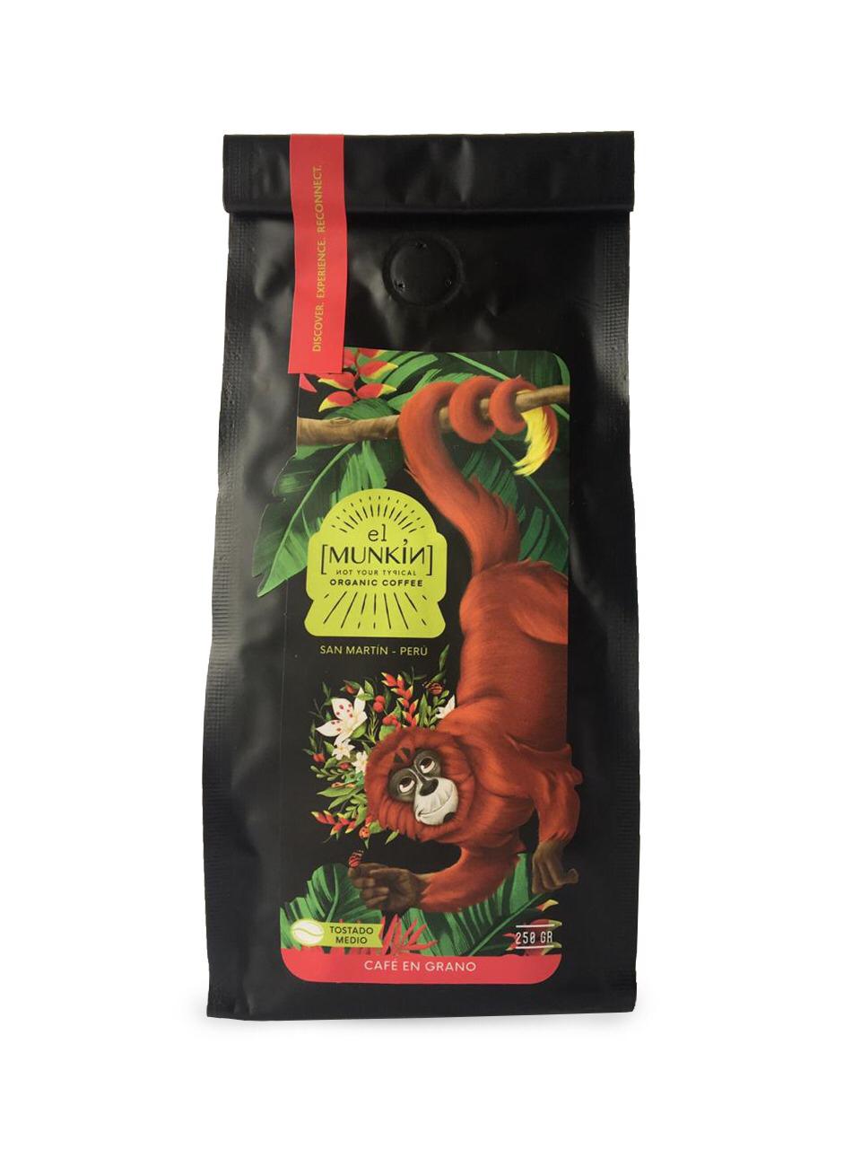 A bag of El Munkin Kaffee showcasing its rich, aromatic coffee beans sourced from San Martín, Peru.