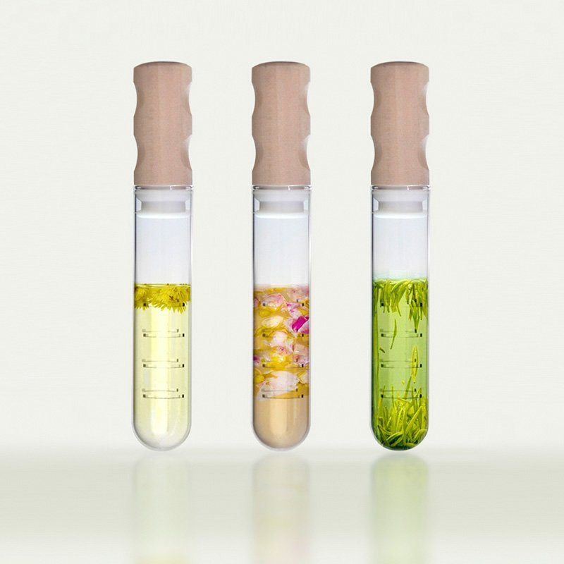 Test tubes with plant samples.