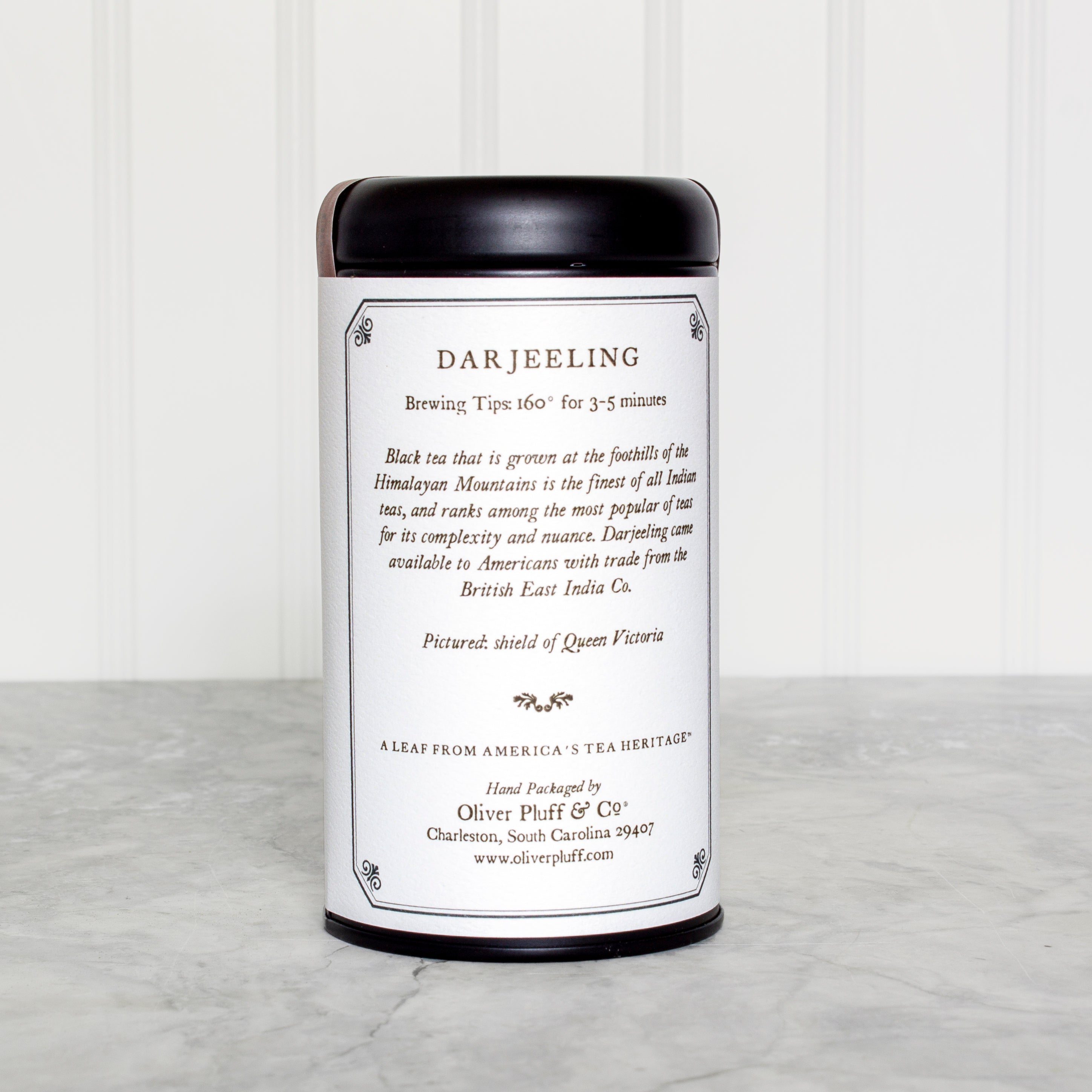 Darjeeling Teabags Tea Tin featuring 20 biodegradable teabags with floral aroma.