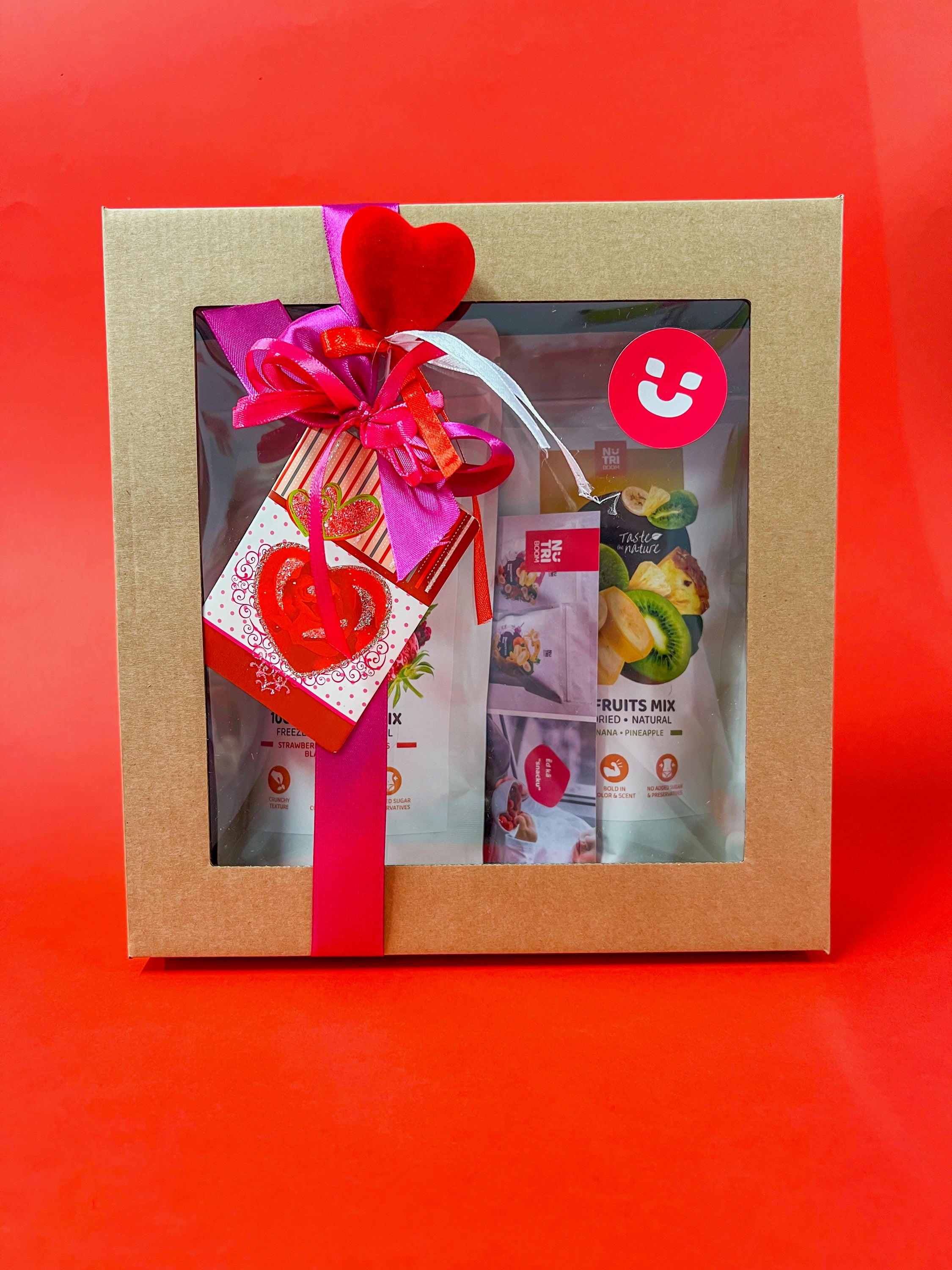 Gift Set containing Freeze Dried Berries Mix and Fruit Mix, showcasing vibrant colors and healthy ingredients.