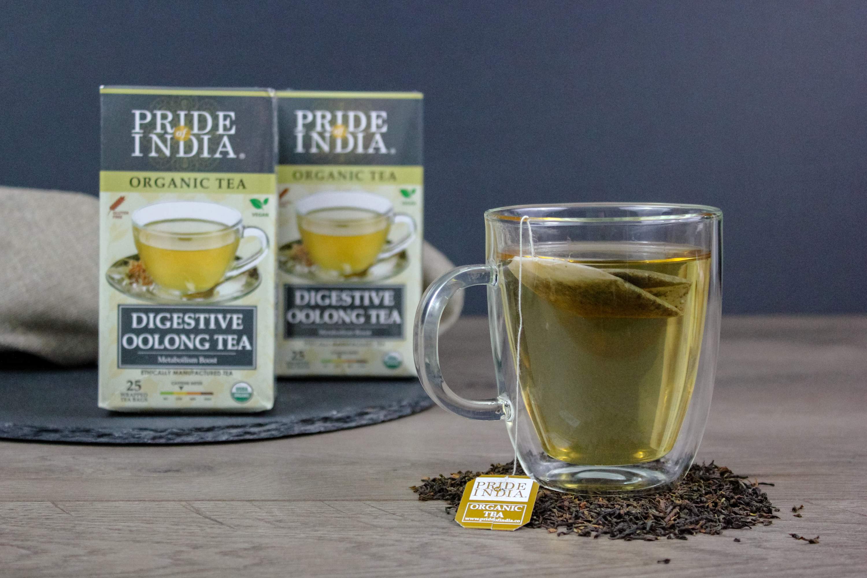 Sauvignon Creme Peachy Oolong Tea Bags in a box, showcasing the organic tea bags with a peachy flavor profile.