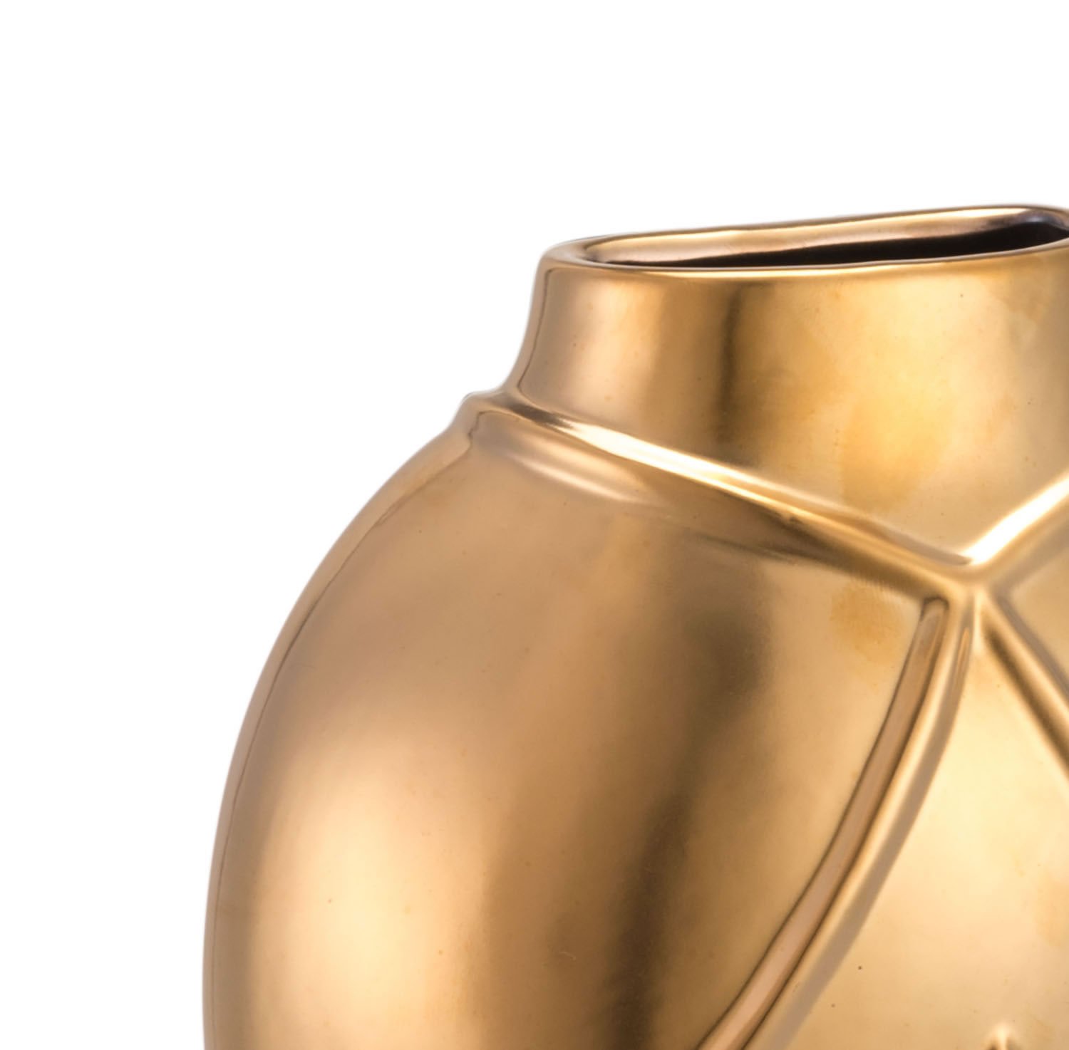 Matte gold Rayas wall vase, featuring a soft curved design, perfect for floral arrangements or as a decorative piece.