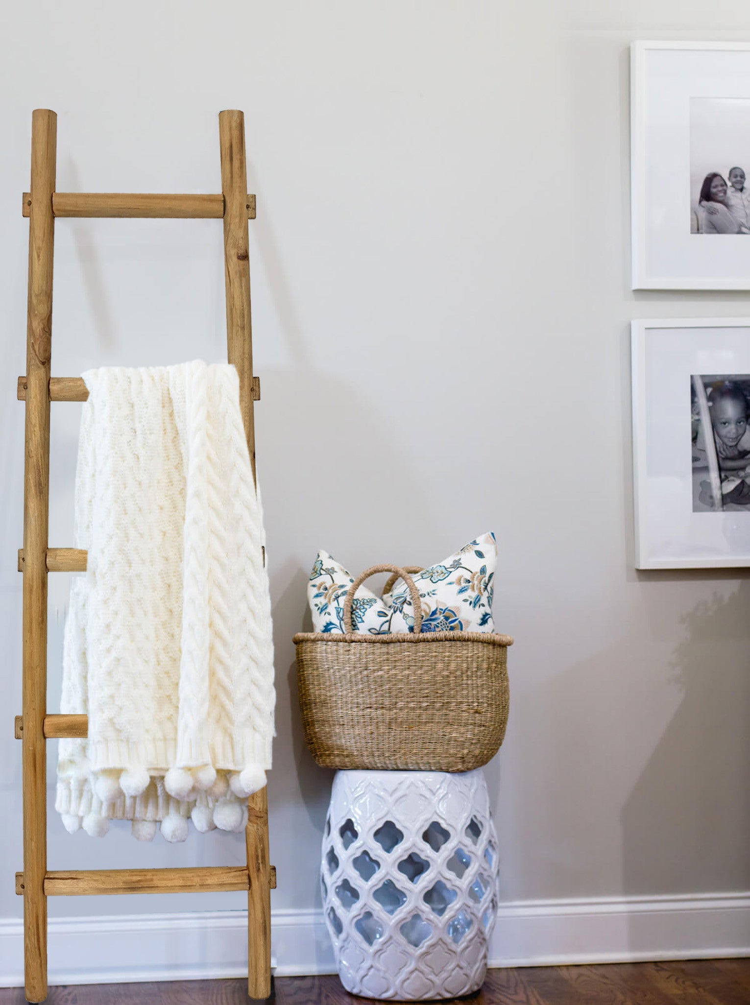 5 Step Brown Decorative Ladder Shelve showcasing a classic design with five steps for displaying towels and accessories.