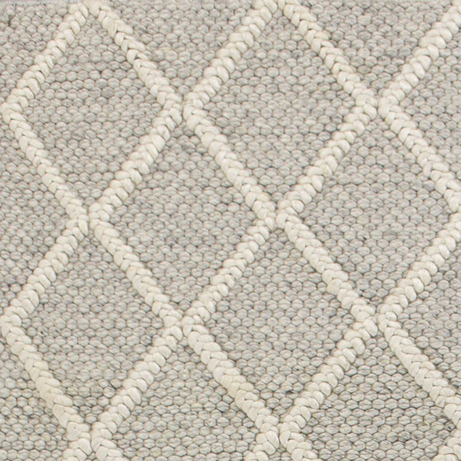 5x7 wool grey area rug featuring a diamond pattern, perfect for contemporary home decor.