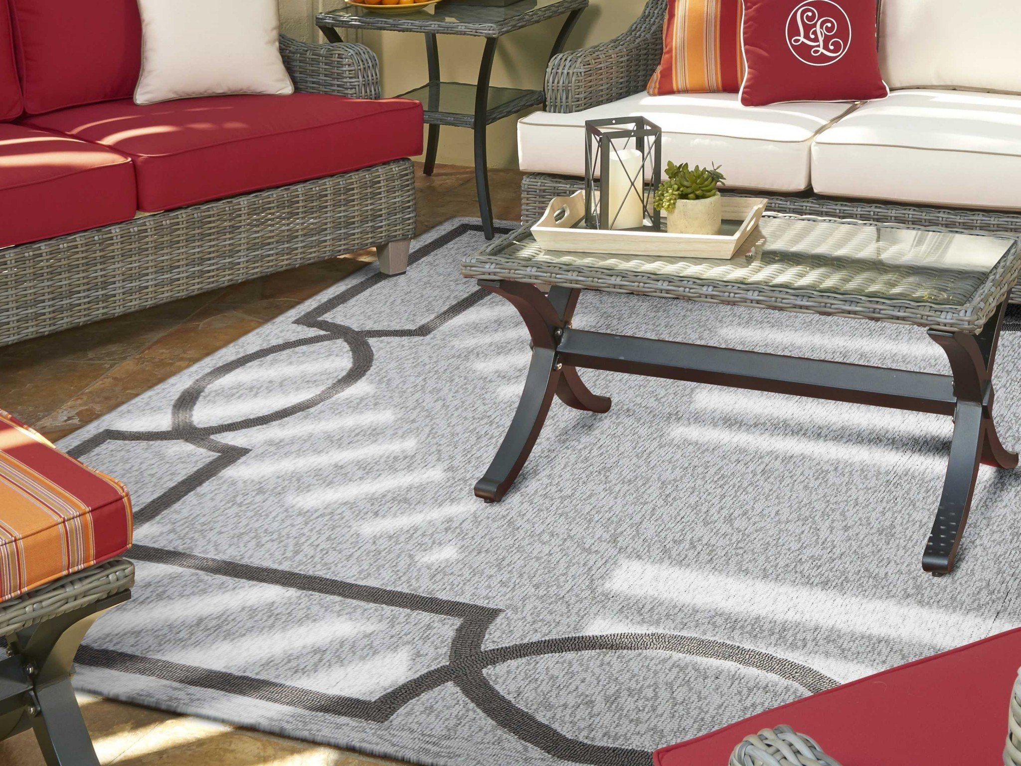 A stylish 6x9 UV treated polypropylene oatmeal area rug, showcasing a contemporary design suitable for indoor and outdoor use.