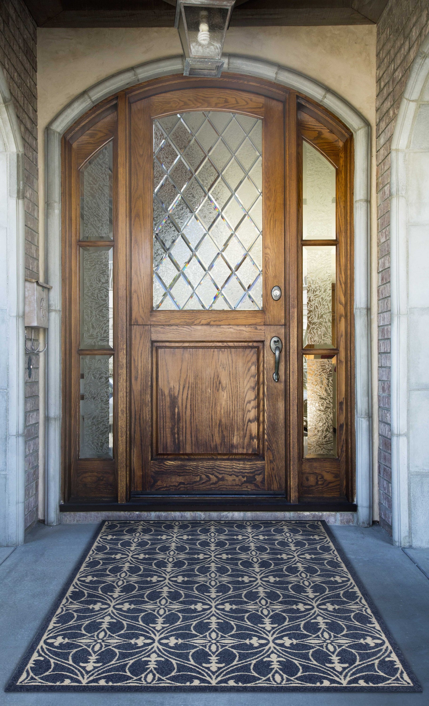 Denim blue machine woven ogee indoor rug showcasing intricate patterns and high-quality craftsmanship, perfect for modern home decor.