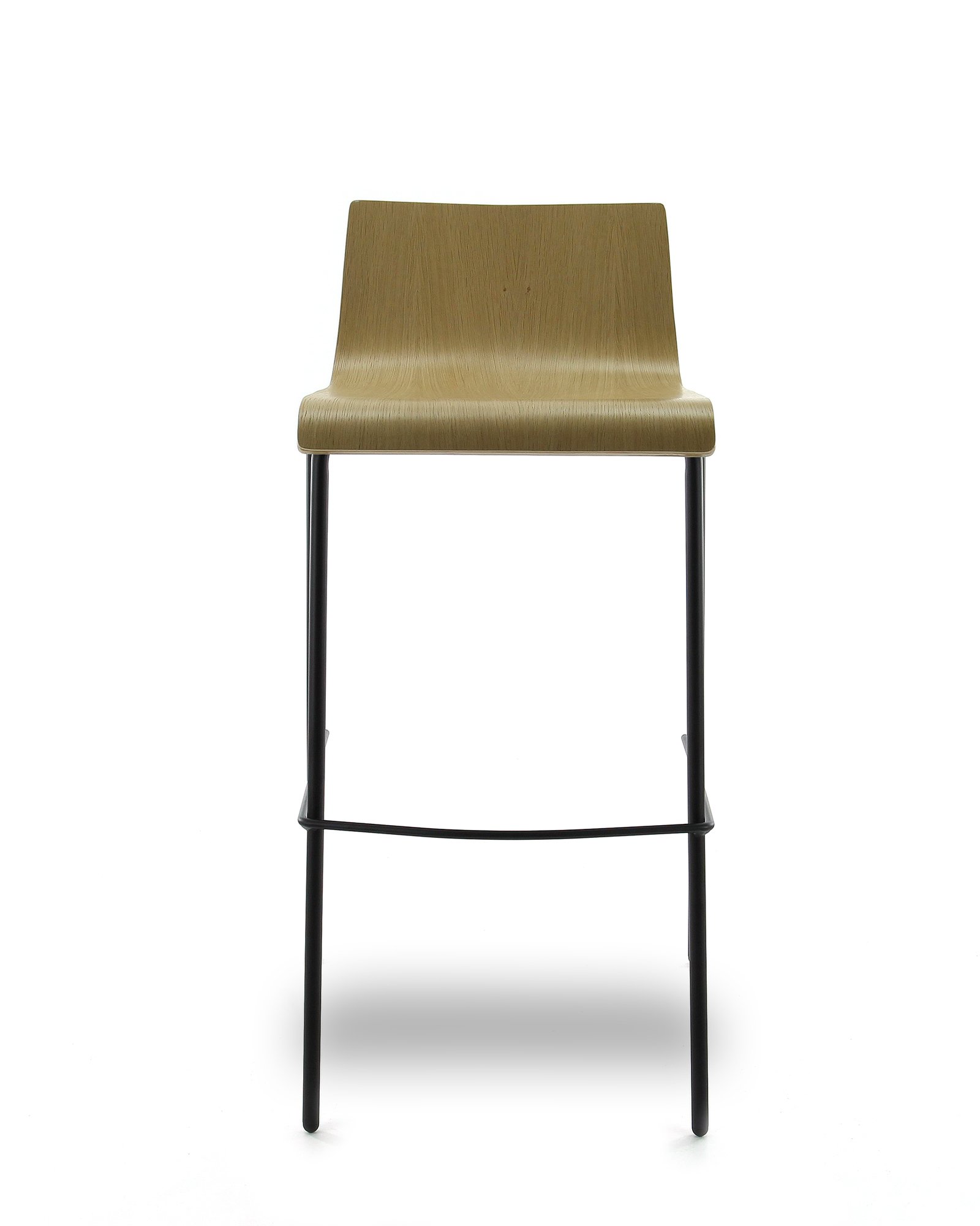 Barstool Pure White Oak featuring a sleek design and comfortable footrest, perfect for kitchen bars.