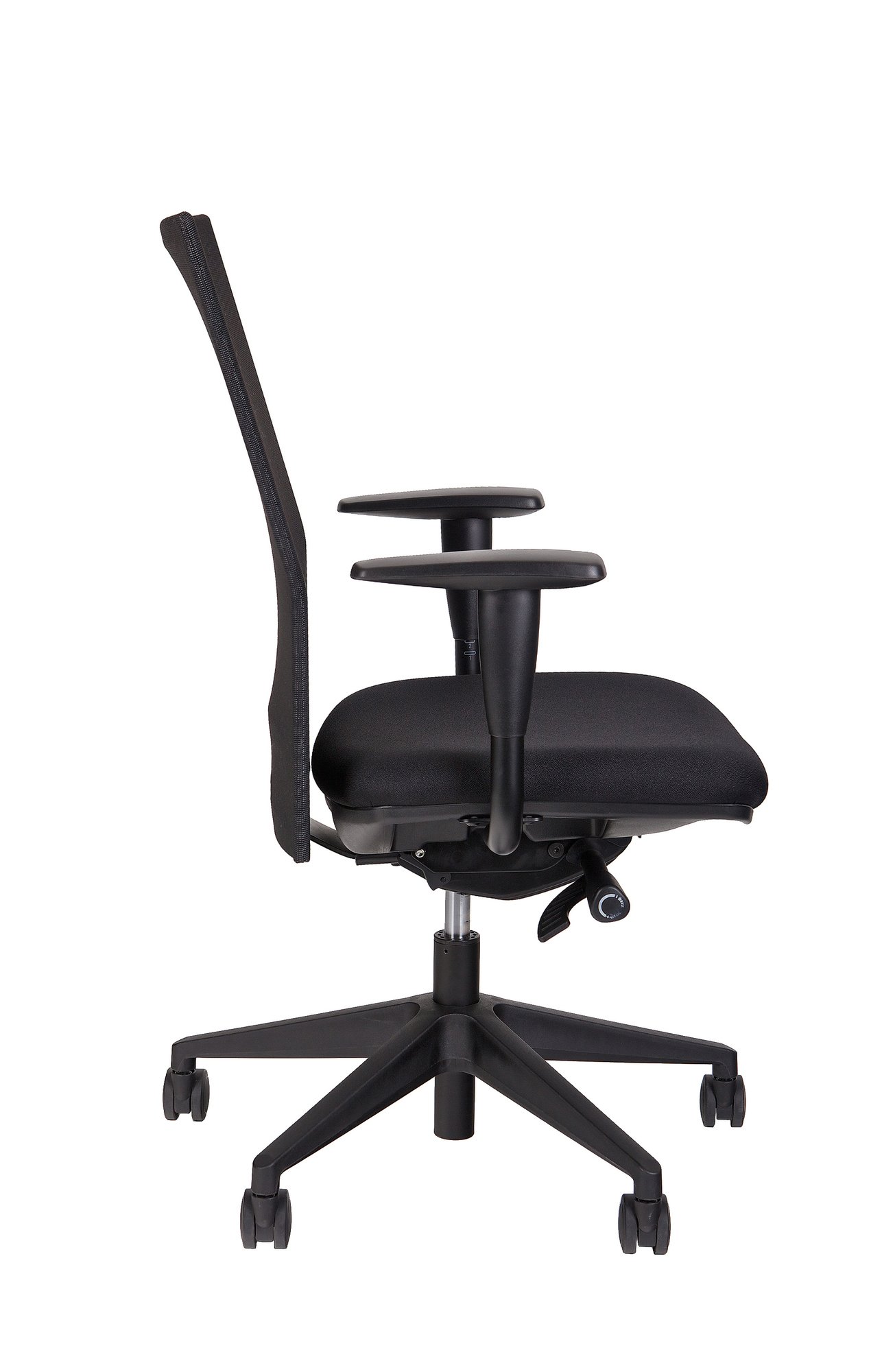 Ergonomic Office Chair 550 Mesh featuring a breathable mesh backrest and adjustable armrests, designed for comfort and support.