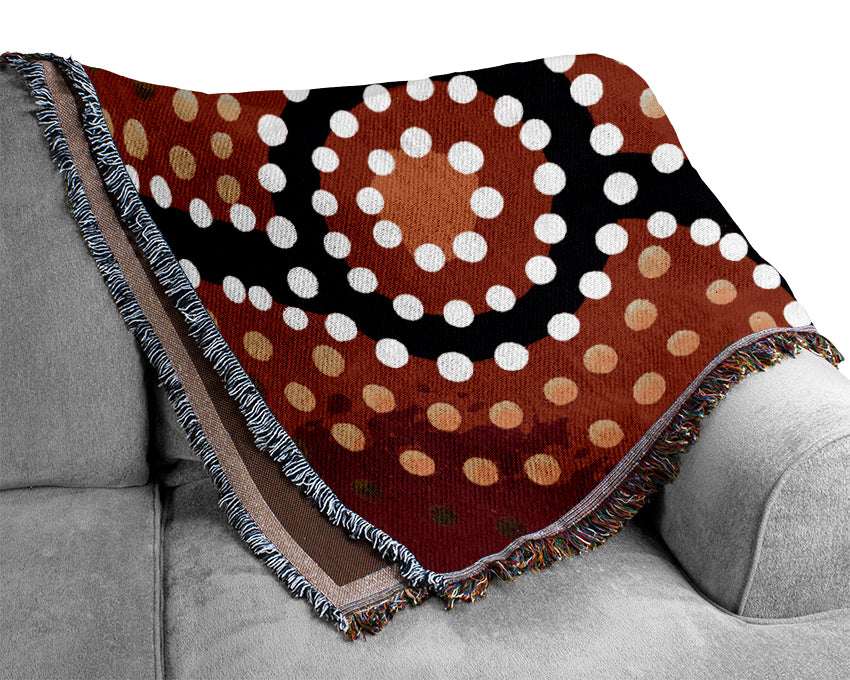 Aboriginal Red Gecko Sun throw blanket made from 100% cotton, featuring a vibrant red color and intricate gecko pattern.