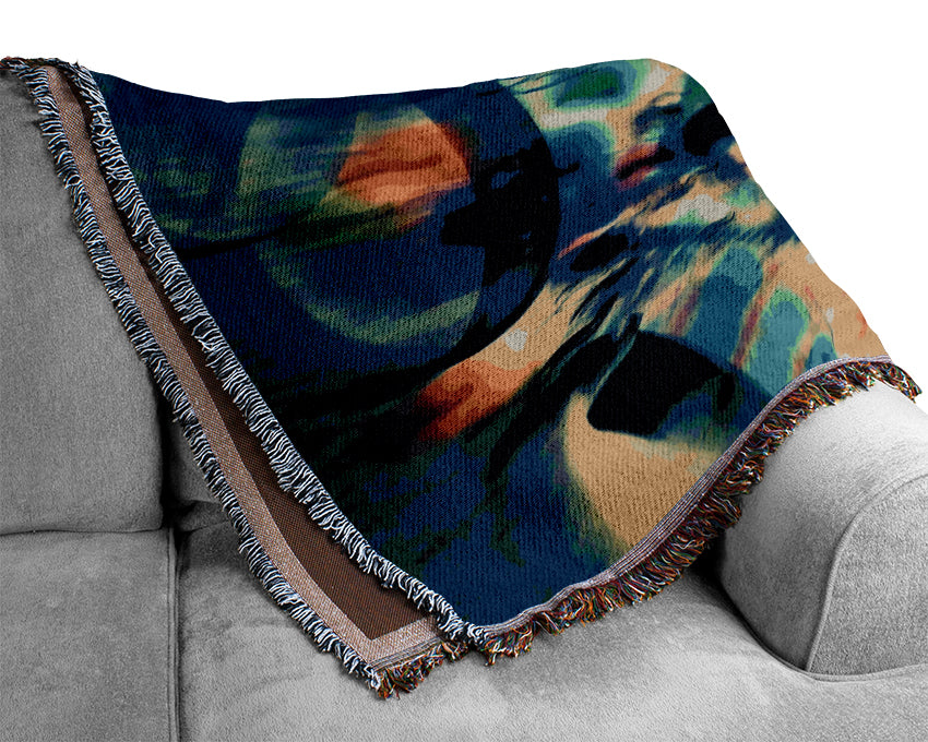 Luxurious 100% cotton Abstraction throw blanket in a stylish thermal weave, perfect for enhancing home decor.