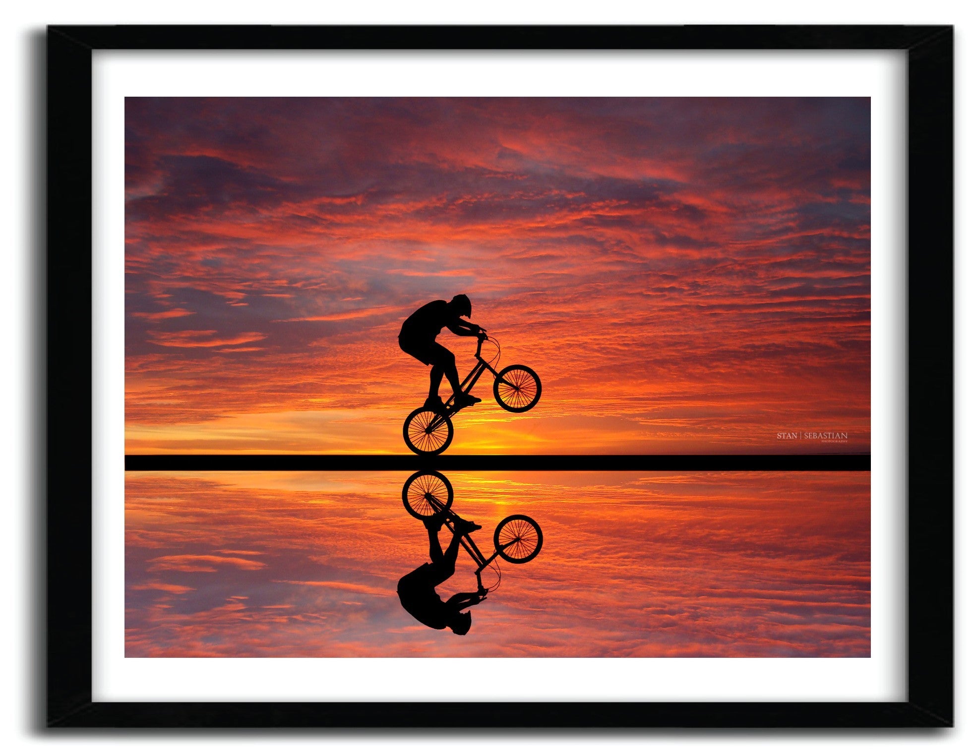 Affiche SUNSET by Stan Sebastian, a limited edition art print on fine arts paper, showcasing vibrant sunset colors.