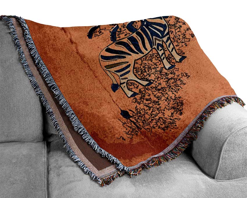 Luxurious African Tribal Art 11 throw blanket made from 100% cotton, featuring a thermal weave design for breathability and comfort.