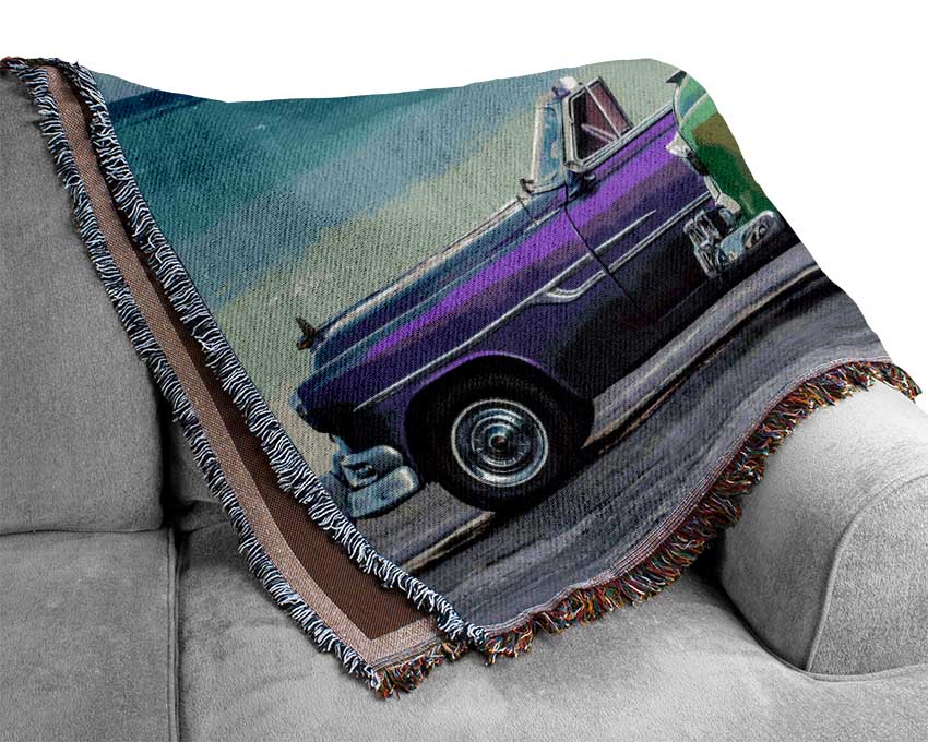 American Classic 11 throw blanket made from 100% cotton, featuring a thermal weave for breathability and a luxurious finish, perfect for home decor.