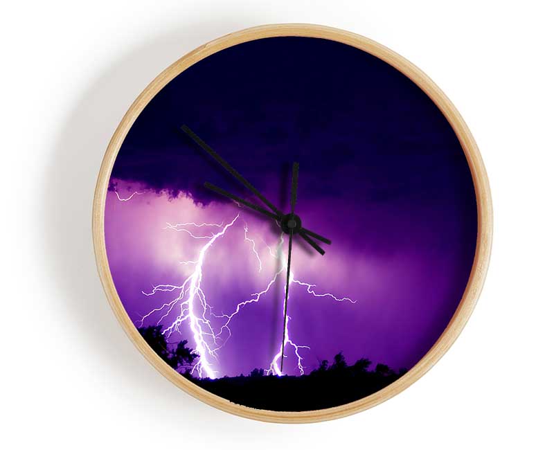 Amethyst bamboo clock with a round face, available in black, white, and natural frame colors, featuring black or white hands.