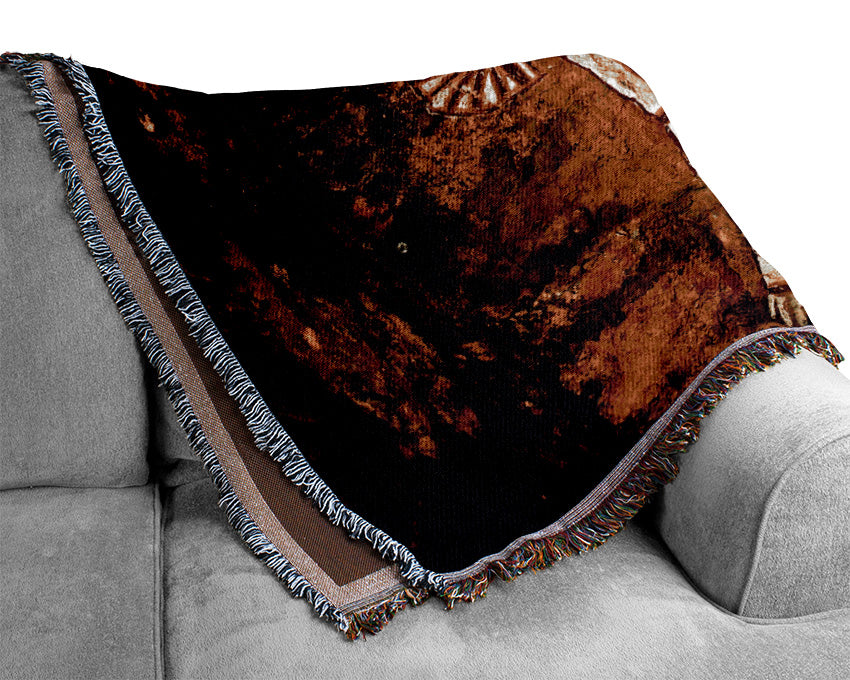 Luxurious Ancient Cave Art throw blanket made from 100% cotton, featuring a thermal weave for breathability and a classic design suitable for any interior.