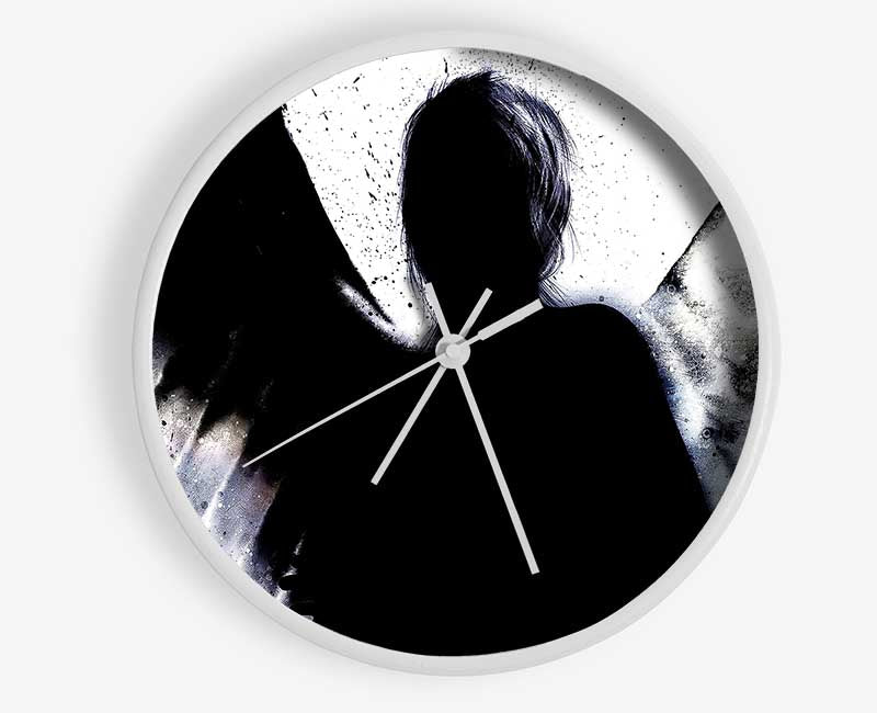 Angel Shadow clock made from natural bamboo with a round face, available in black, white, and natural frame colors.