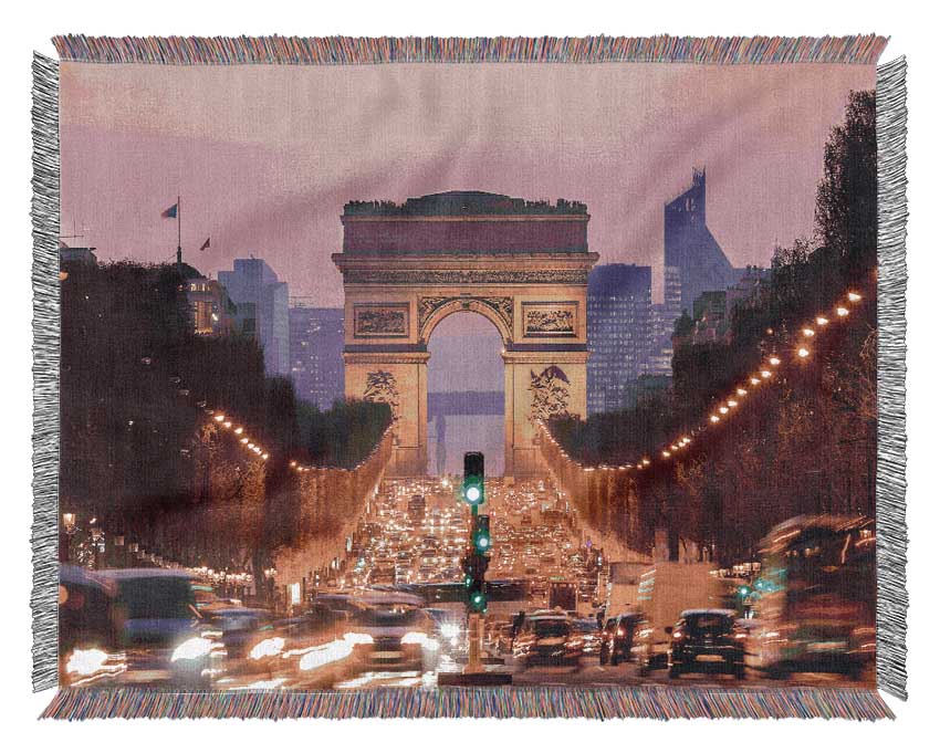 Arc De Triomphe 6 throw blanket made from 100% cotton, featuring a luxurious thermal weave design in a classic style.