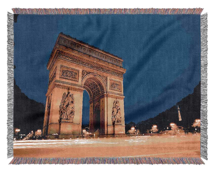 Luxurious Arc De Triomphe cotton throw blanket with thermal weave, perfect for bed or couch.