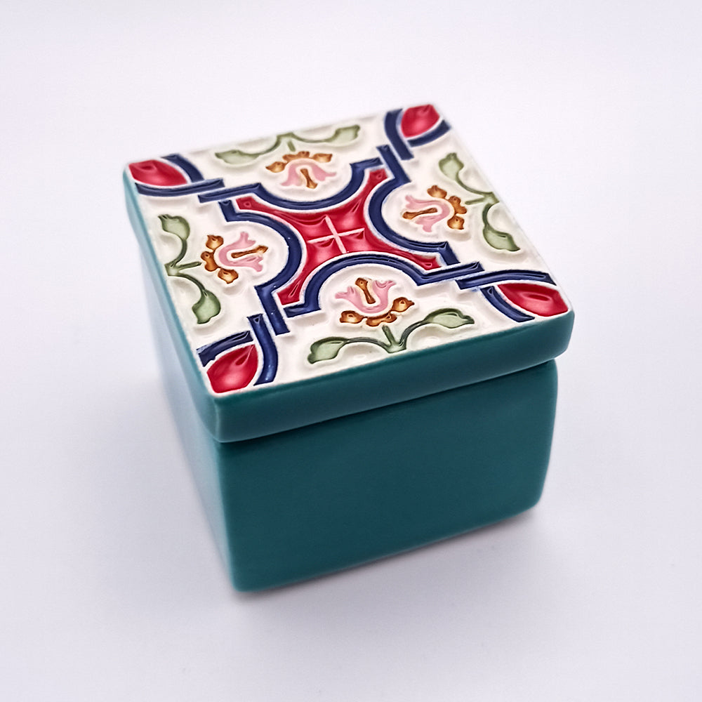 A beautifully handcrafted Azores Islands Ceramic Box featuring intricate designs and vibrant colors, perfect for home decor.