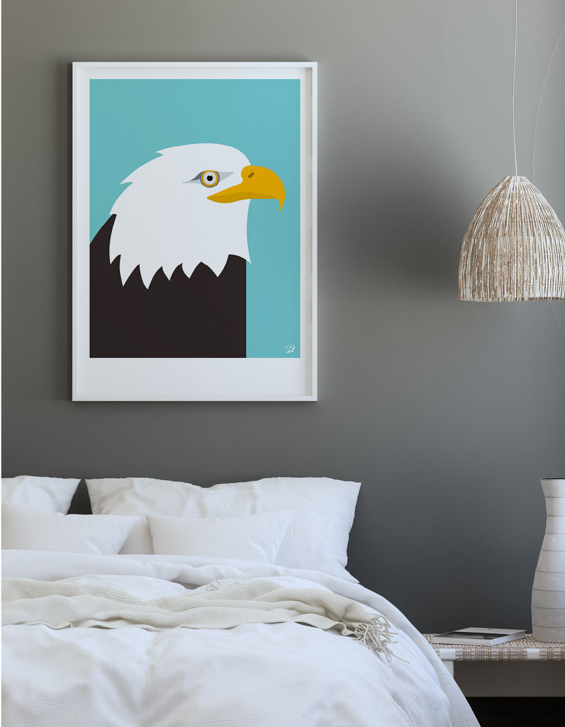 A modern minimal art print of a Bald Eagle, showcasing its majestic features in a stylish design.