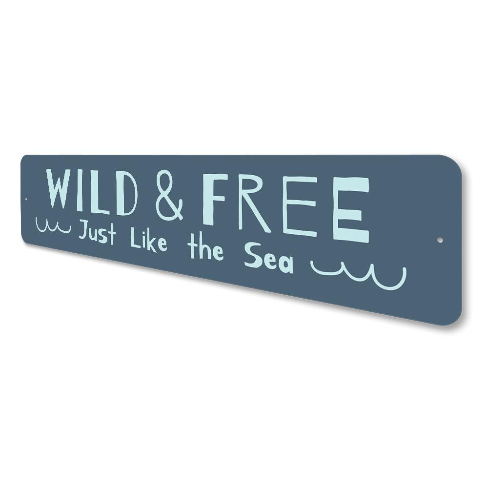 Beach Wild and Free Sign made of high-quality aluminum, featuring a coastal design perfect for home decor.