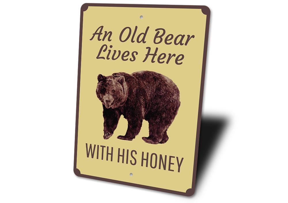 A decorative Bear Lover Sign made of high-quality aluminum, featuring a bear design, perfect for lakehouse decor.