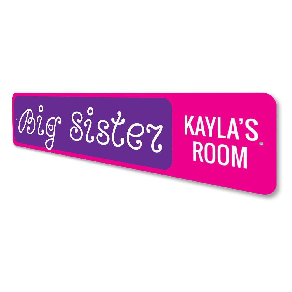 Big Sisters Room Sign made of durable aluminum, featuring customizable text for a personalized touch in a child's room.