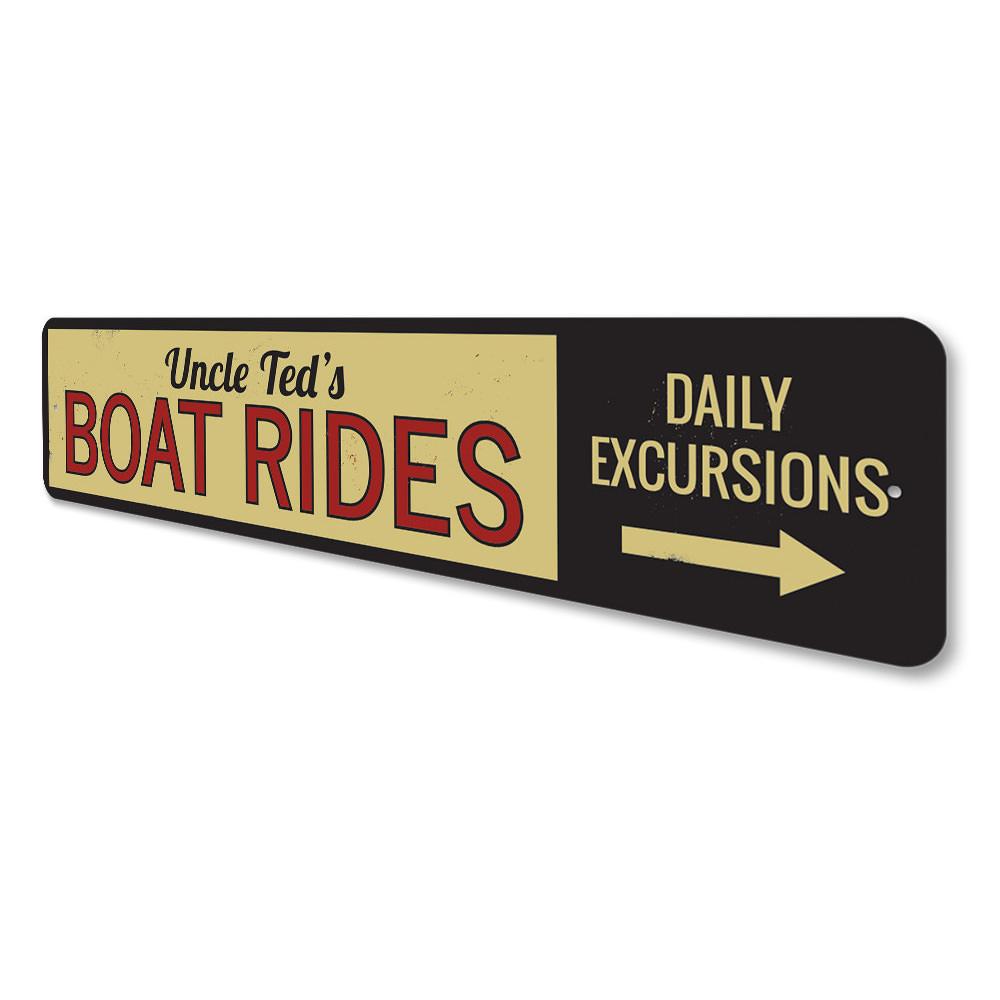 Boat Rides Directional Sign made of high-quality aluminum, featuring customizable text and pre-drilled holes for easy mounting, perfect for lakehouse decor.