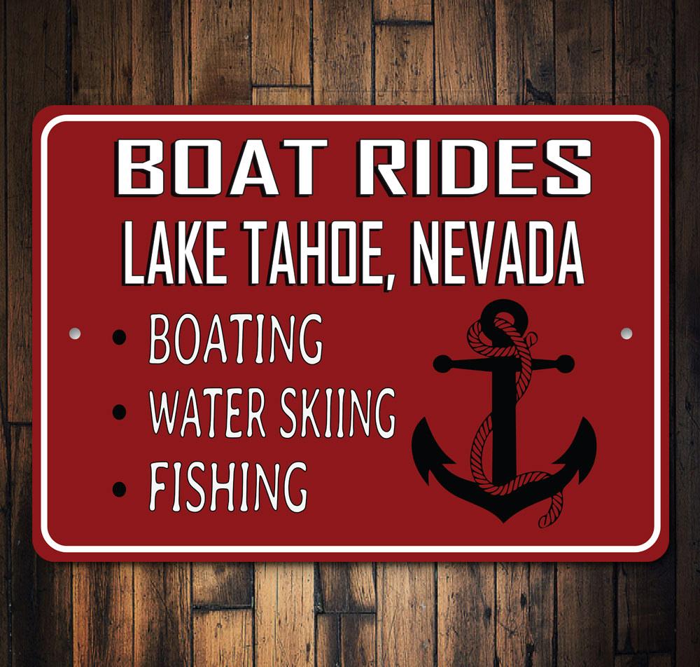 Boat Rides Lake Sign made of high-quality aluminum, featuring a rustic design perfect for home decor.