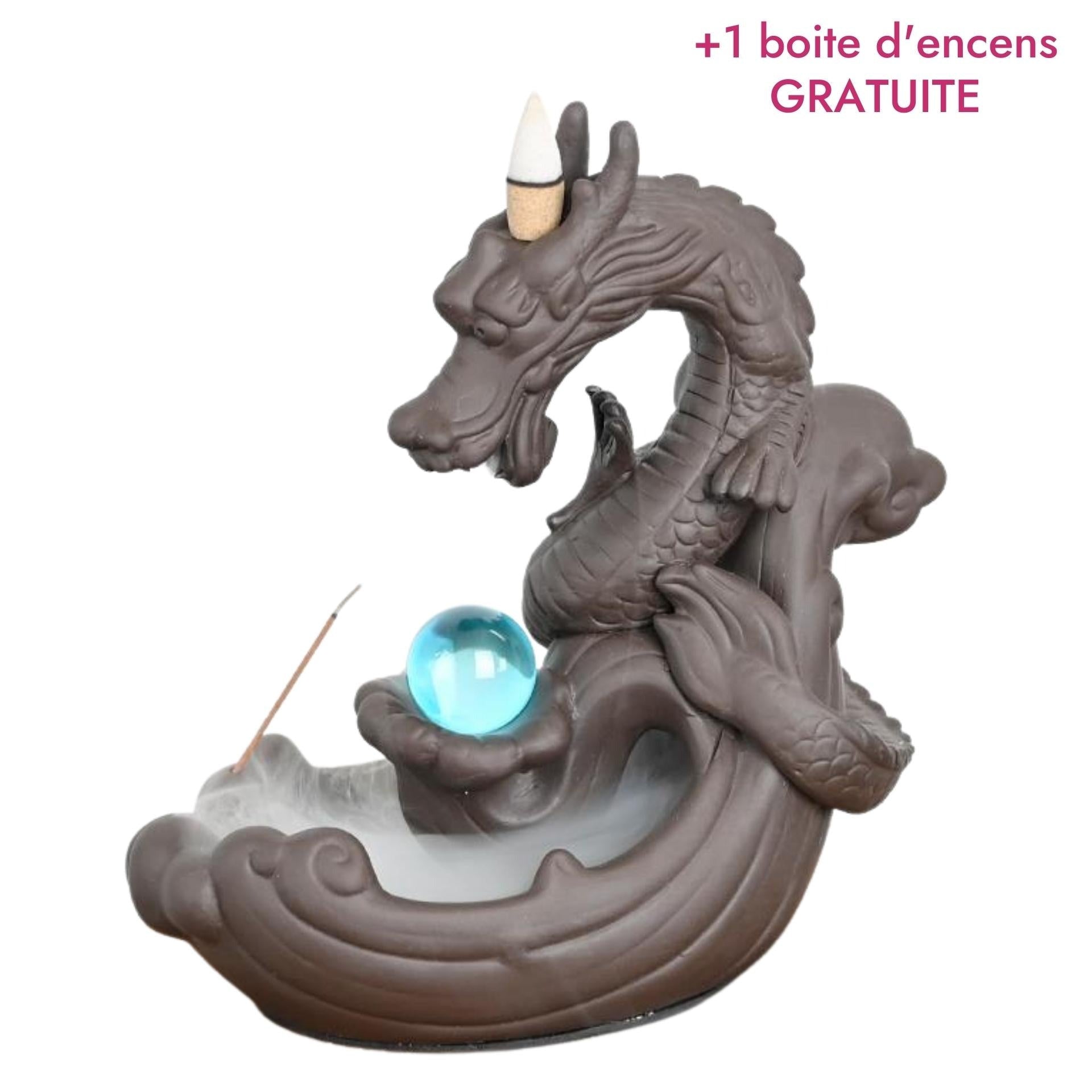 Brûleur d'encens en céramique 'Force du Dragon' avec design détaillé et boule de cristal bleutée, symbolisant la force intérieure et la créativité.