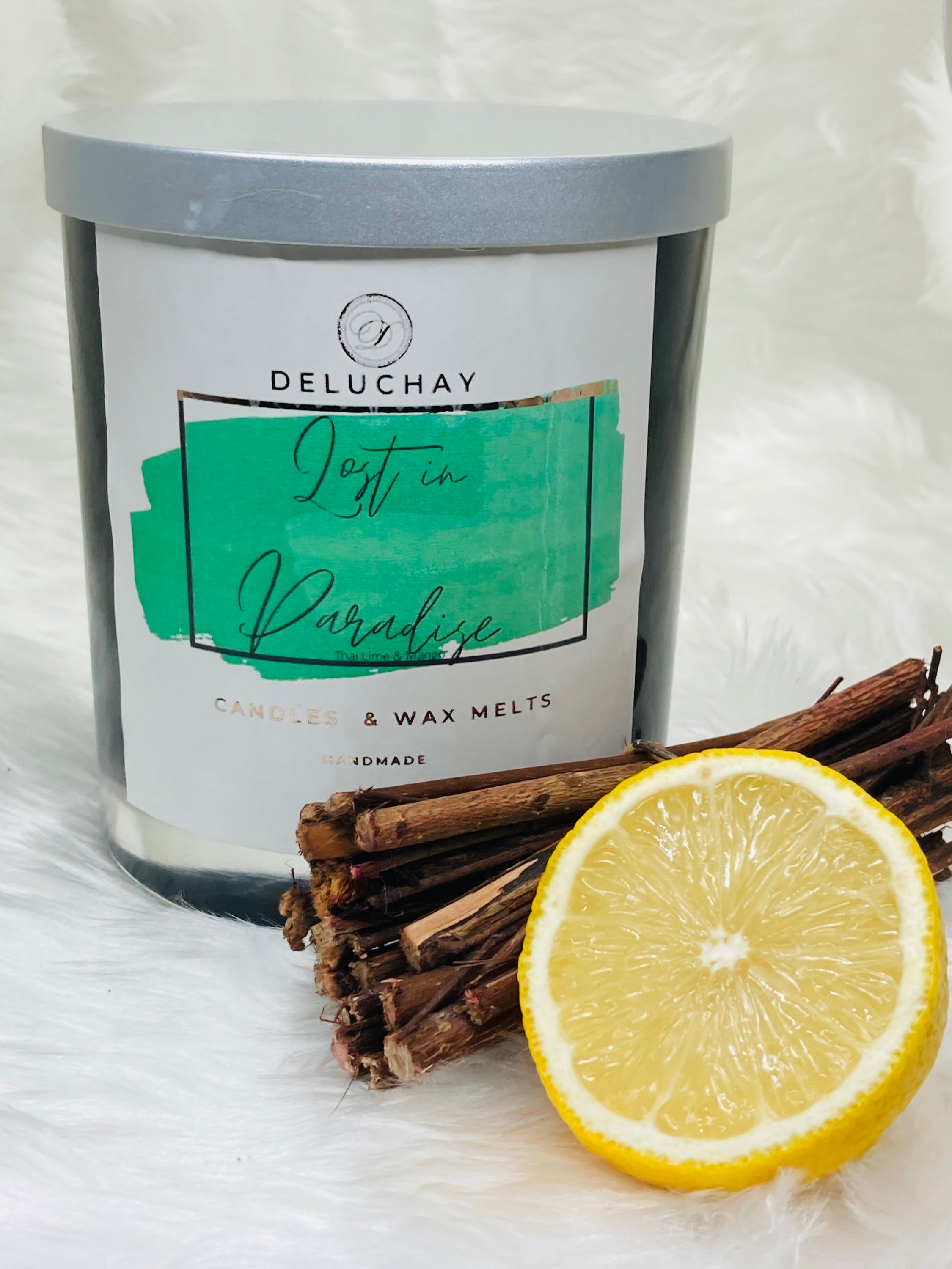 A beautifully crafted 30cl candle with a tropical fruity fragrance, featuring a blend of lemon, lime, and mango notes, hand-poured in London.