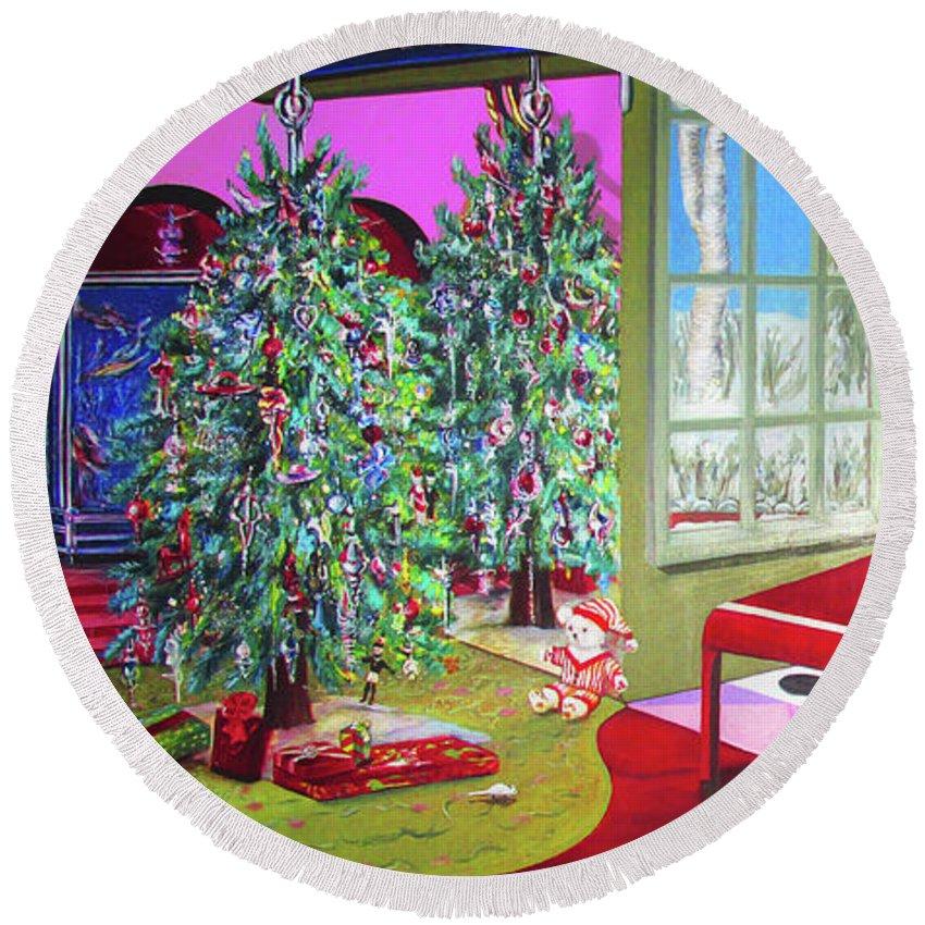 A vibrant round beach towel featuring a Christmas painting design, made from ultra-soft plush microfiber with a cotton back, perfect for festive occasions.