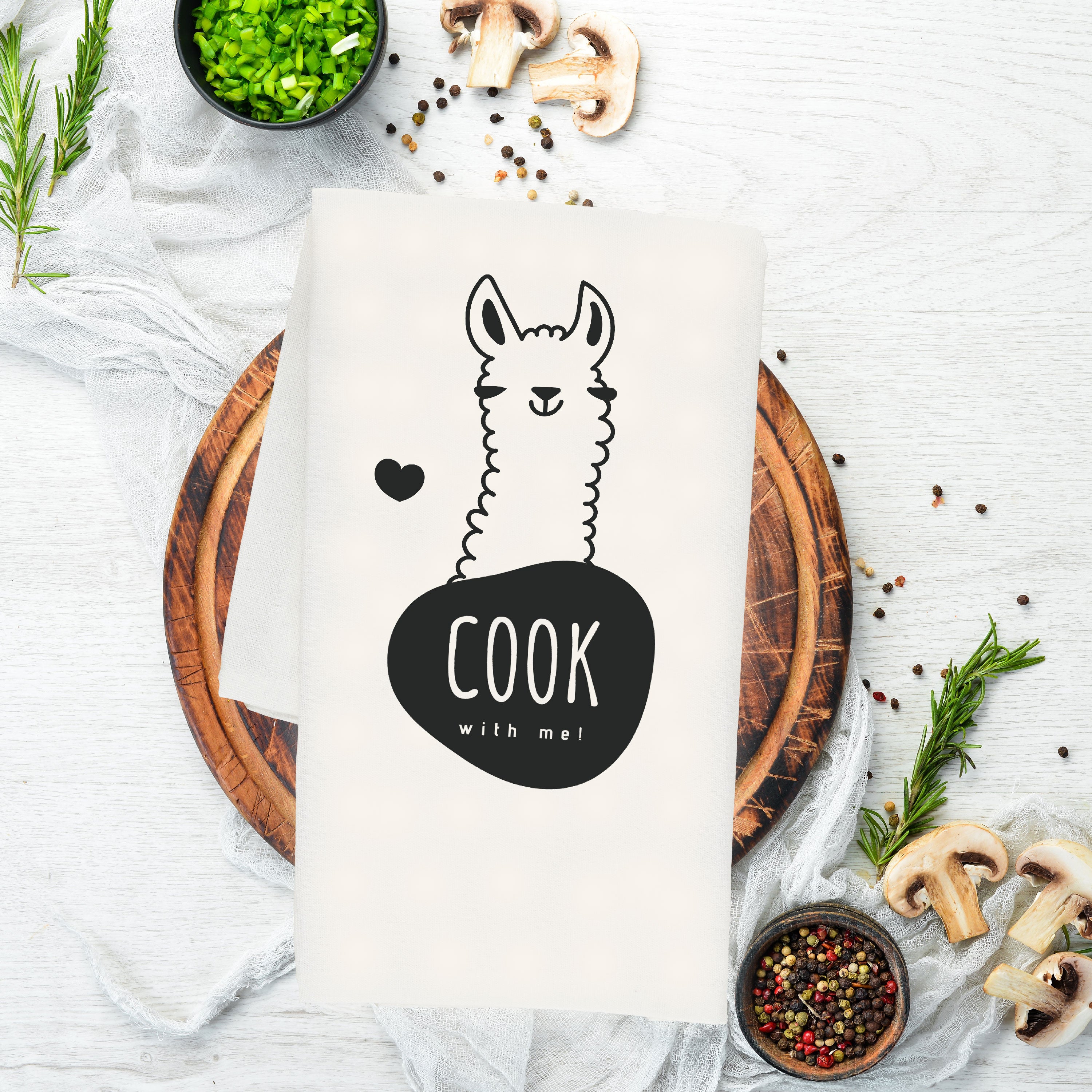 Cute llama cotton tea towel with 'cook with me' text, made from 100% organic cotton, measuring 50 x 70 cm.