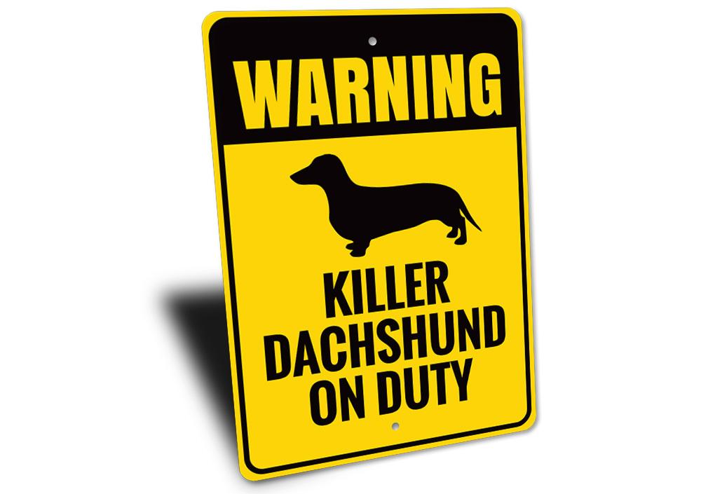 Dachshund Warning Sign made of high-quality aluminum, featuring a playful design perfect for dog lovers.