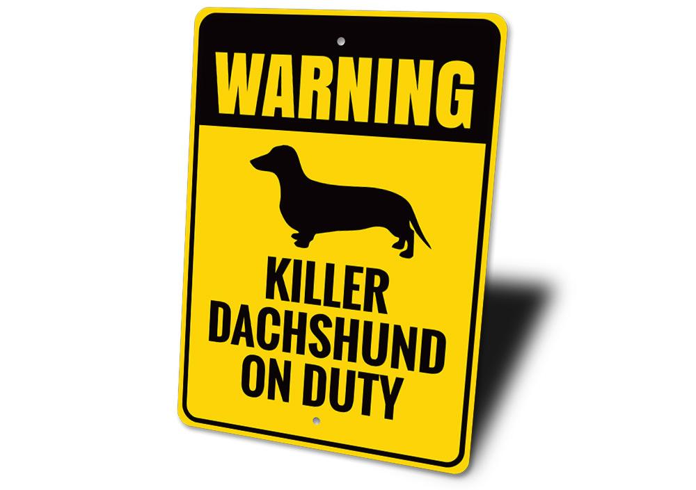 Dachshund Warning Sign made of high-quality aluminum, featuring a playful design perfect for dog lovers.