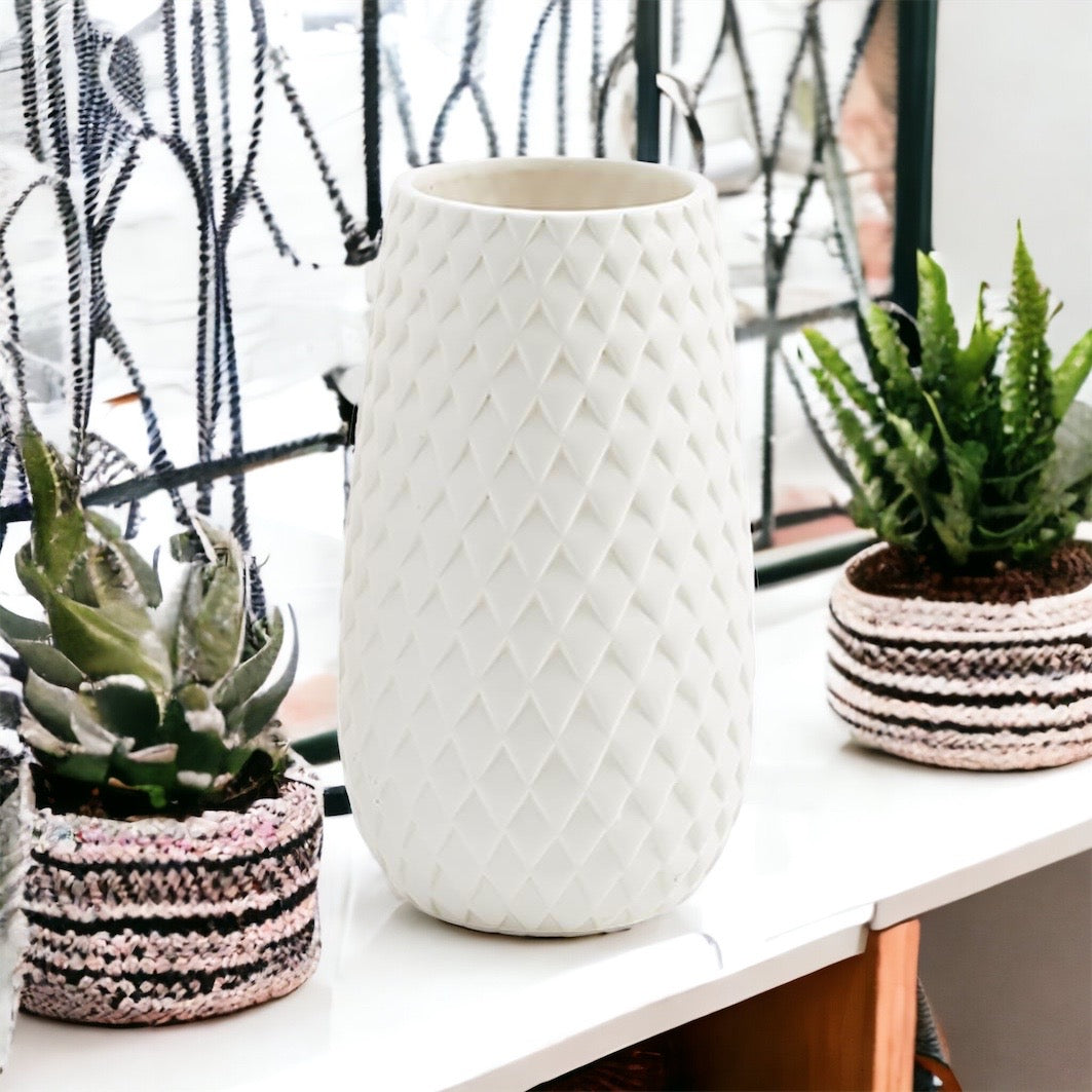 Ceramic Diamond Weave White Vase showcasing a unique diamond pattern, perfect for floral arrangements.