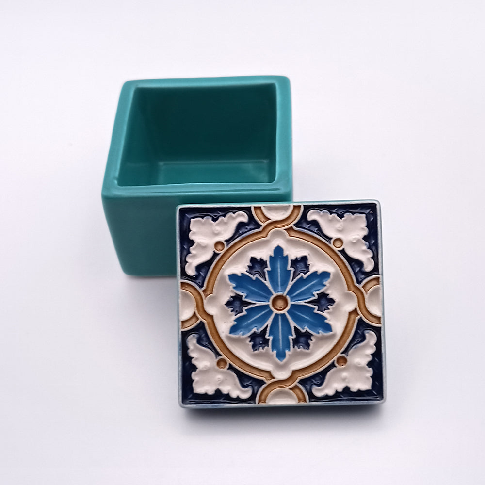 A beautifully crafted Discoveries Ceramic Box showcasing intricate designs and vibrant colors, perfect for decor or storage.