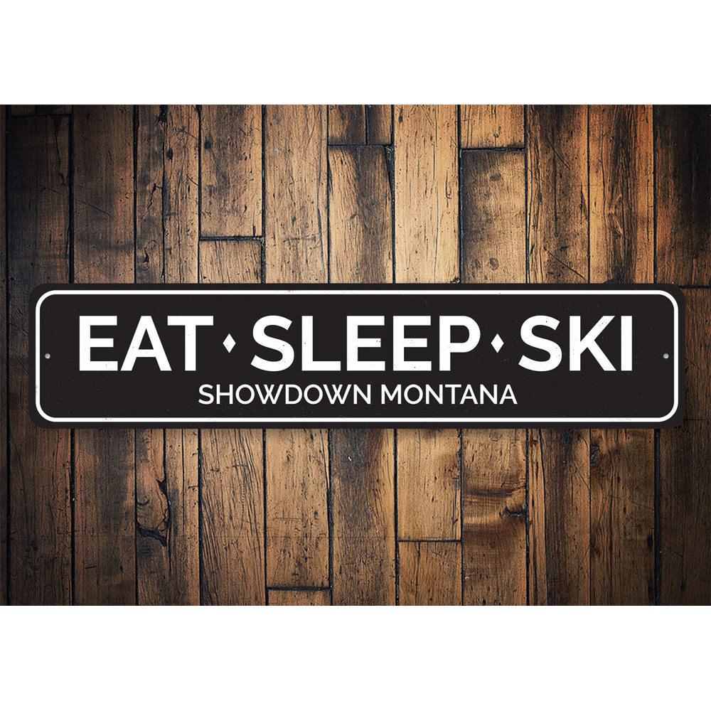 Eat Sleep Ski Sign made of durable aluminum, featuring a stylish design perfect for ski enthusiasts, ideal for wall decoration.