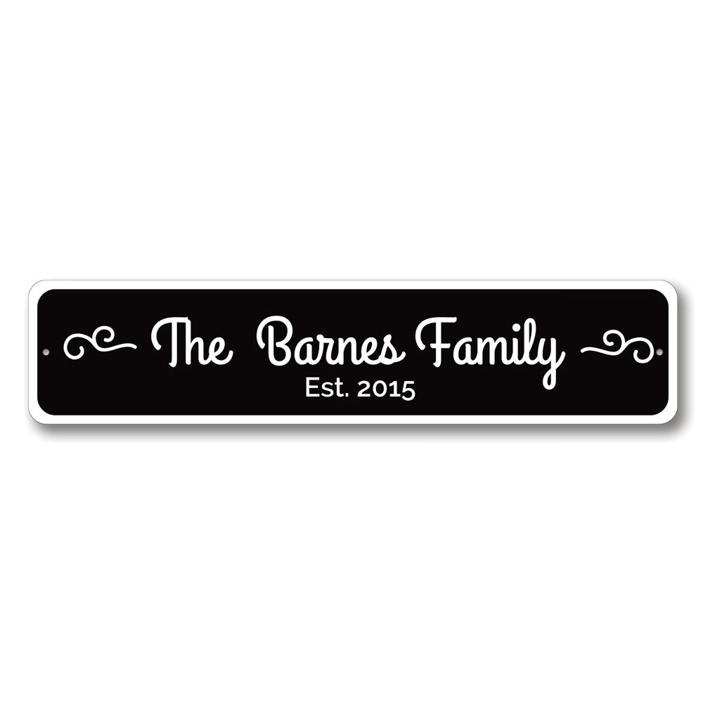 Customizable Family Sign made of high-quality aluminum, featuring pre-drilled holes for easy mounting, perfect for home decor.