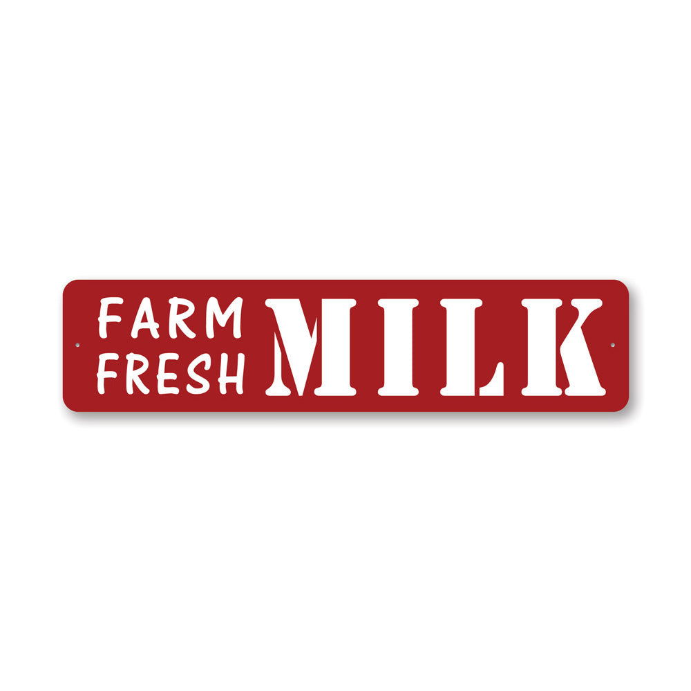 Farm Fresh Milk Street Sign made of high-quality aluminum, featuring rustic design elements suitable for home decor.