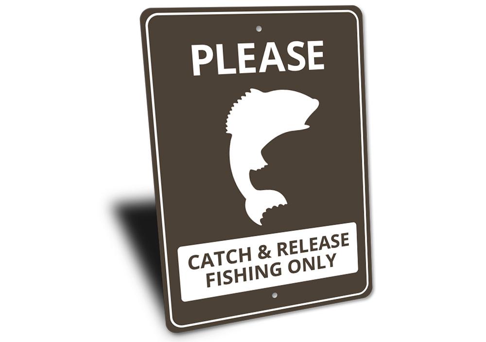 Fishing Notice Sign made of durable aluminum, featuring customizable text and pre-drilled holes for easy mounting, perfect for lakehouses.