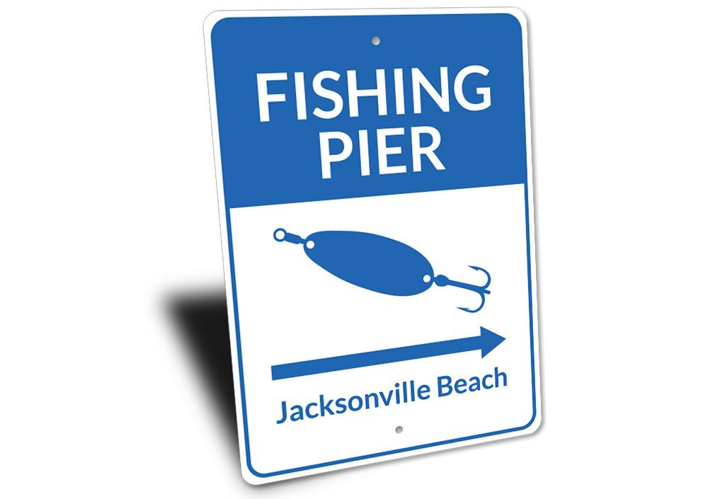 Fishing Pier Arrow Sign made of aluminum, featuring a decorative design perfect for lakehouses.