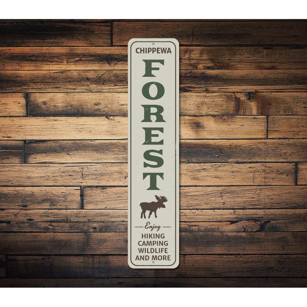 Forest Vertical Sign featuring a rustic design, perfect for lakehouse decor, made from high-quality aluminum.