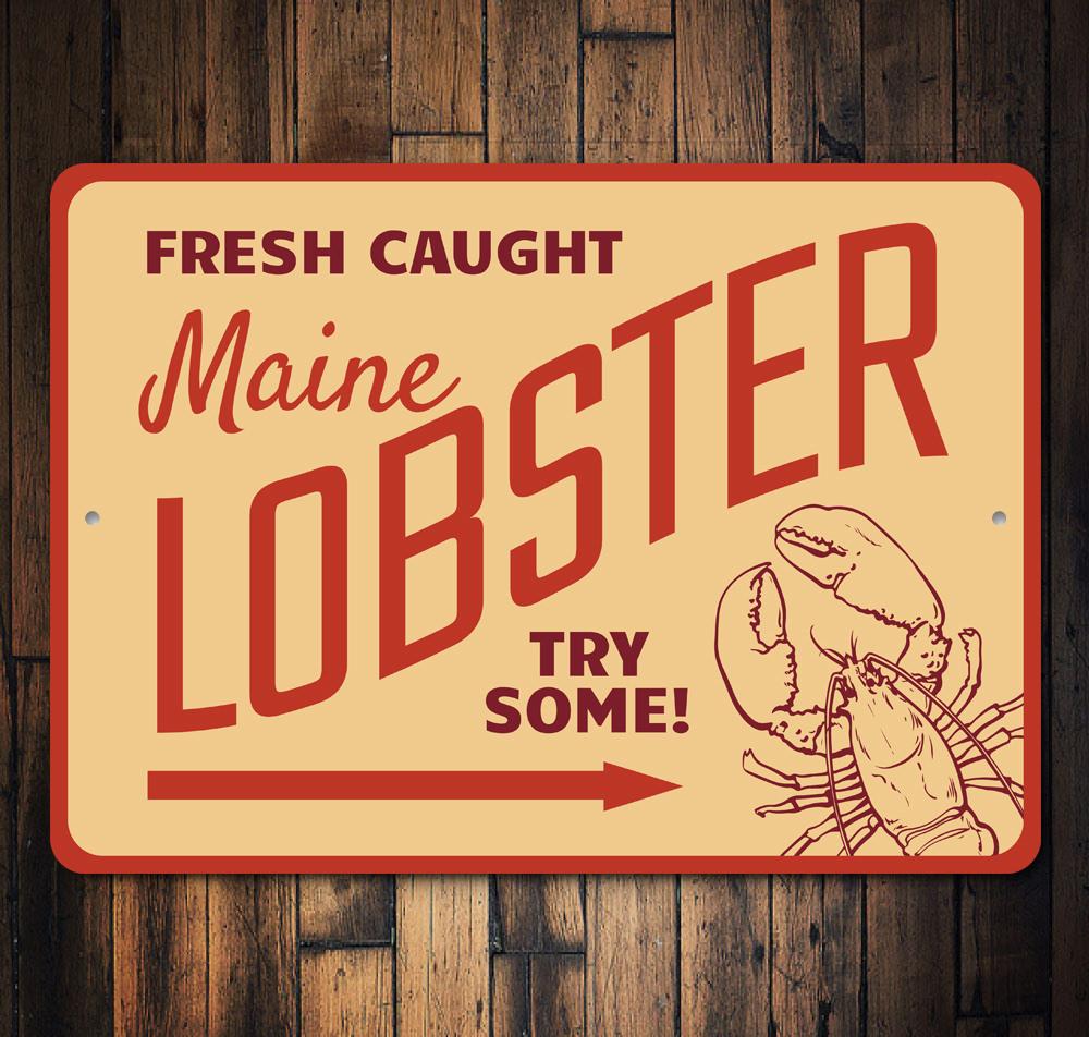 Fresh Caught Maine Lobster Sign made of high-quality aluminum, featuring vibrant colors and a rustic design, perfect for lakehouse decor.